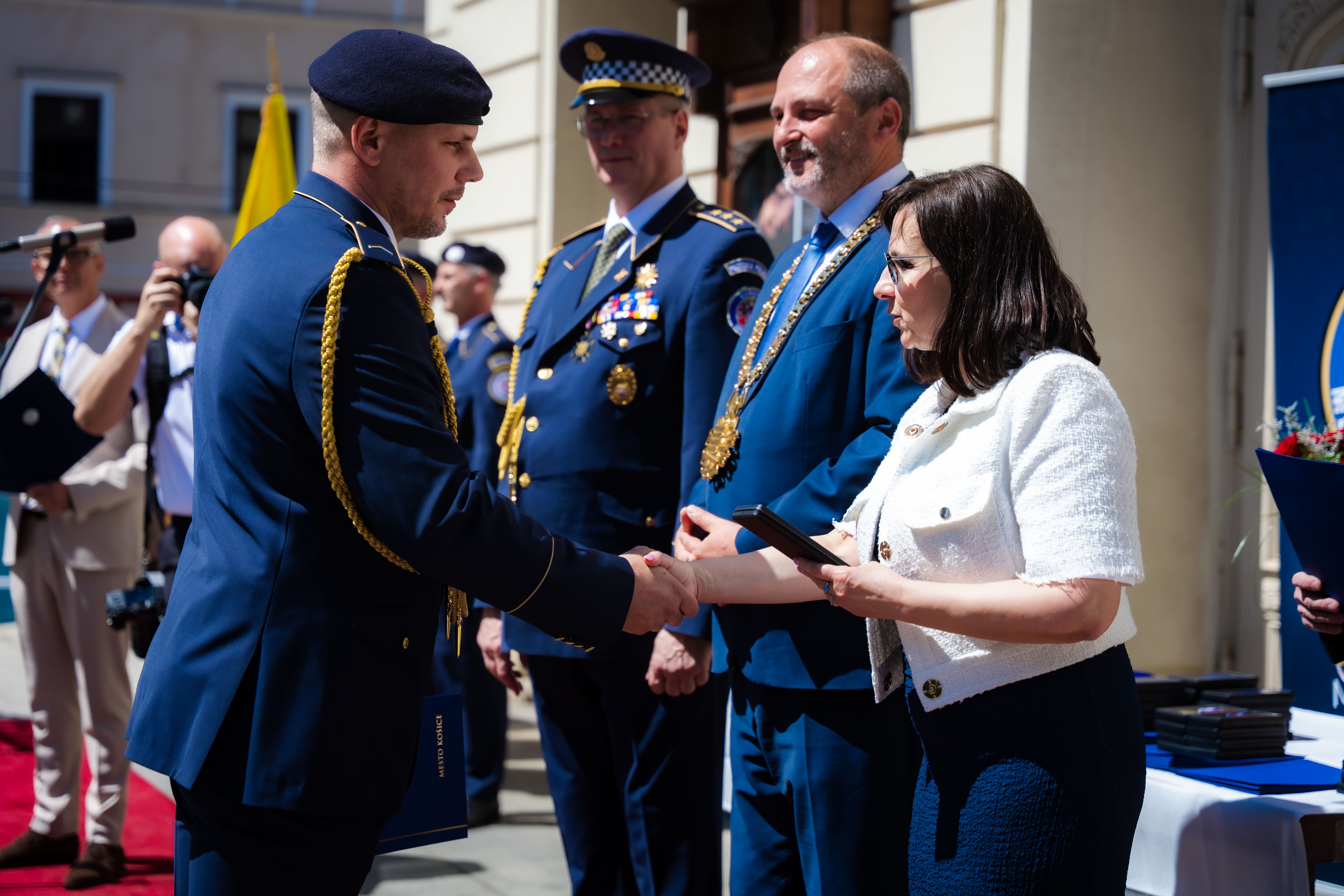Slavnostne ocenovanie prislusnikov Mestskej policie mesta Kosice -1-33